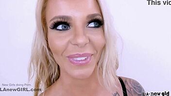 stunning blonde, your model's body needs this deep fuck now! 😏🍆🔥