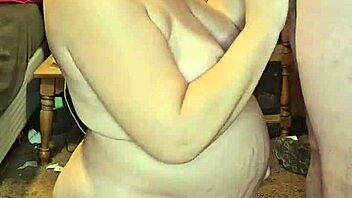 Pregnant Wife Takes Deep Blowjob Ending in Sticky Facial