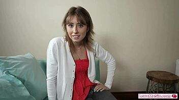 STEPSIS shows stepbro how to POUND pussy like a pro!