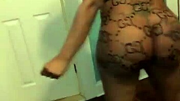 AFRICAN Stripper Twerks Naked for Private Show