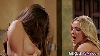 gorgeous lesbos scissor and finger in hot threeway
