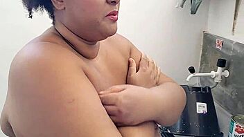 hot latina milf squirts huge from intense pounding