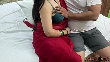 Divya Bhabhi Kisses Fucks Husband's Friend Big Ass Pussy
