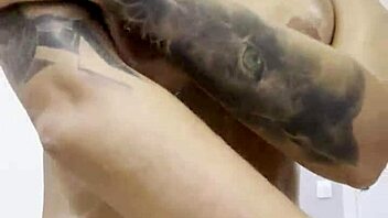 Monika fox naked cream smear on juicy butt! 🍑💦