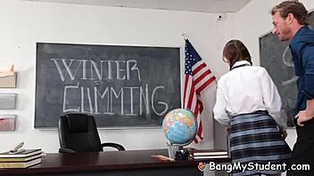 SPEECH CLASS SLUT JAY TAYLOR SUCKS FUCKS TEACHER COCK
