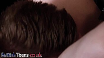 british blonde college teen pussy devoured up close 👅💦😍