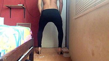 shemale sways seductively in sexy heels dance
