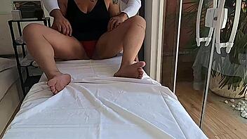 therapist massages patient to squirting orgasm in real tantric video