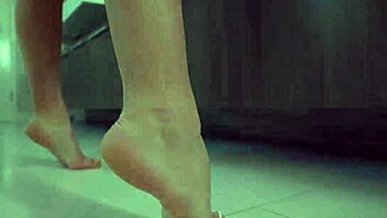 Blonde Babe's Wild Anal Riding Adventure