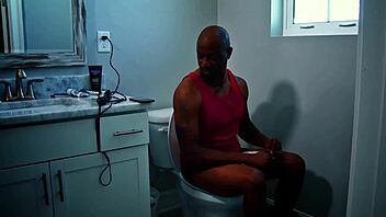 hey, boyfriend cheats so she rides big black cock revenge! 😏