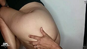 Homemade slut rides cock with ass-to-mouth action