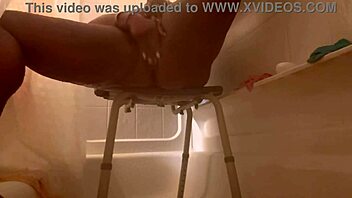 playing with dripping wet pussy in shower 💦😈