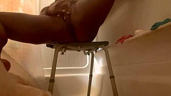 playing with dripping wet pussy in shower 💦😈