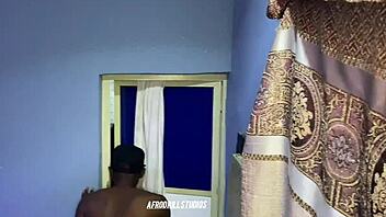Gateman Fills House Girl's Big Pussy Creampie Doggystyle Rough
