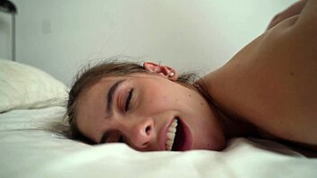 i ride that huge cock so deep pregnant latina cums hard