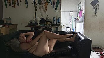 Fat milf takes massive bbc pov creampie