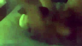 masked lover spreads wide with bar spreader from her fetish shop