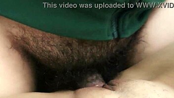 thai homemade creampie fuck floods tight pussy