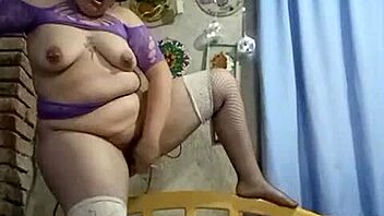 MARYSUBMISSIVE'S CHUBBY TITS SAG WILDLY UPDATE 35!