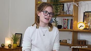 german glasses babe luna pleasures shaved pussy with dildo vibrator