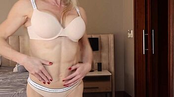 bedroom workout with big tits milf 😍💦