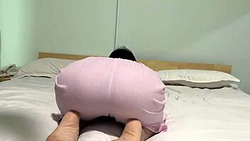 Juicy ASS amateur girl WORKS OUT before sleep routine