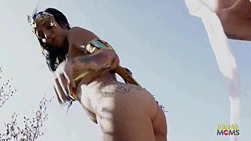 Arab princess, wanna see me ride boyfriend outdoors in every position?