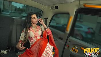 Pakistani heiress gags on European cock in fake hostel 🚖🍆