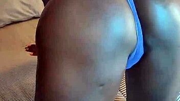 heading to bed in blue lingerie to finger myself silly 18+ 😩