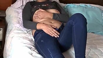 hey check out this curvy mature flashing her hairy pussy while i masturbate watching you jerk off