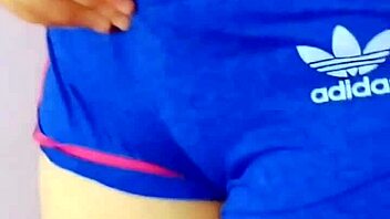 chava mexicana cogida por vecino pervertido en shorts