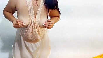 arab big ass anal pounded all day hot and horny