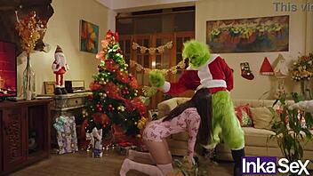 Grinch Fucks Victoria Camargo's Curvy Ass Hard