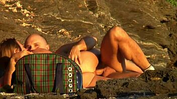 Mature Couple Enjoys Passionate Beach Sex Encounter