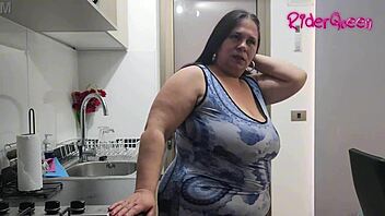riderqueen's raw latina curves beg for rough creampie