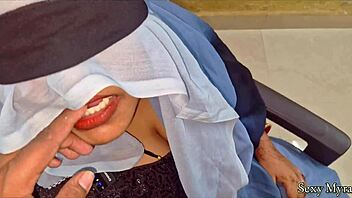 indian horny aunty surprise deepthroat blowjob part 1 😍💦