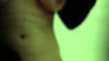 peeking through keyhole at stepsis bathroom orgasm QUARANTINE SPY