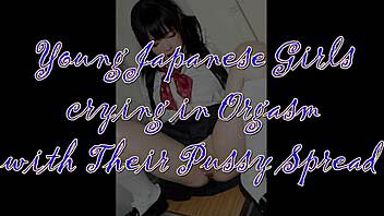 young japanese cutie cries out spreading pussy in orgasm 😭💦