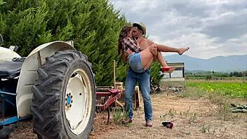 redhead slut bares it all in outdoor 69 deepthroat cumshot trailer