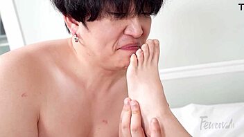 hey korea, caught you fucking now worship my feet bitch!