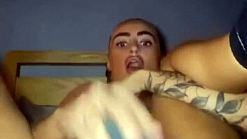 Thick goth slut fingers gaping emo asshole tight