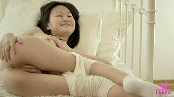 fens quivers fucking her dripping snatch