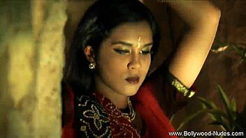 Eastern Indian Milf Dancer Reveals All
