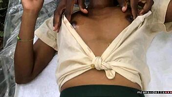 18yo ebony slut fucked hard in jungle 🌿🍆💦