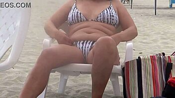 i help big cock cum in hairy pussy