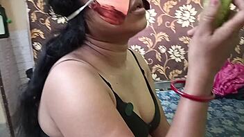 Indian housewife moans wildly during amateur pussy fuck