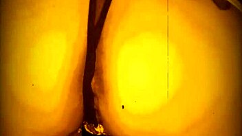 neighbor fingers my pussy while hubby works all day 😈💦👉👌