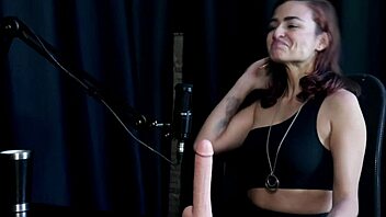 uhh i suck cock so good an' lick bia hot's tits kamilla werneck