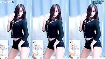cute korean girl dances gracefully and playfully 💃😊