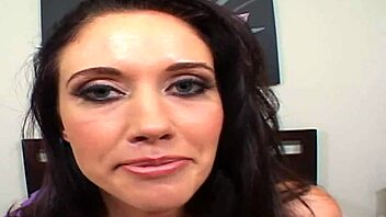 Barefoot passion overwhelms Kimberly Kole during sex